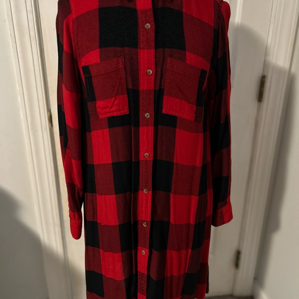 Old Navy Red and Black Plaid Long Sleeve Dress